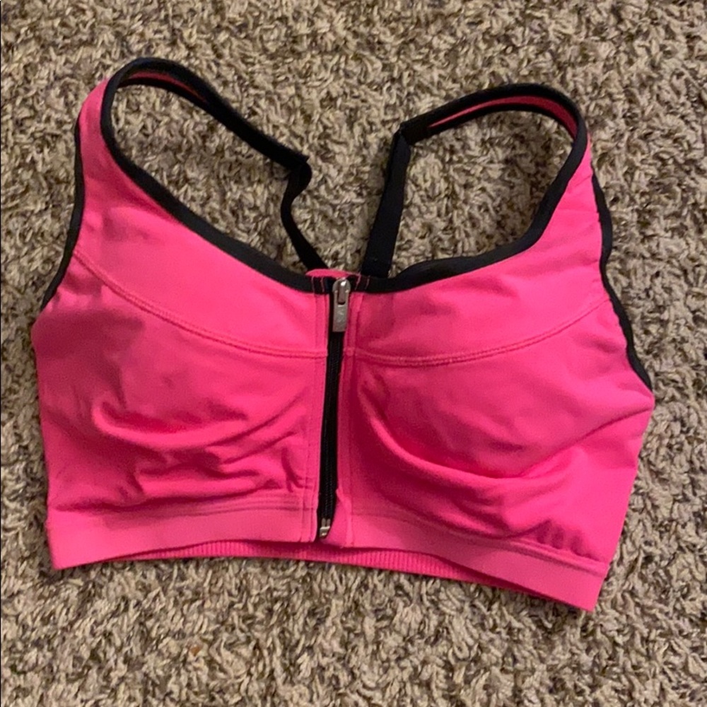 Victoria’s Secret Sports Knockout Bra